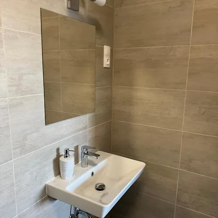 Hill Balaton Semesterbostad Badacsonytomaj